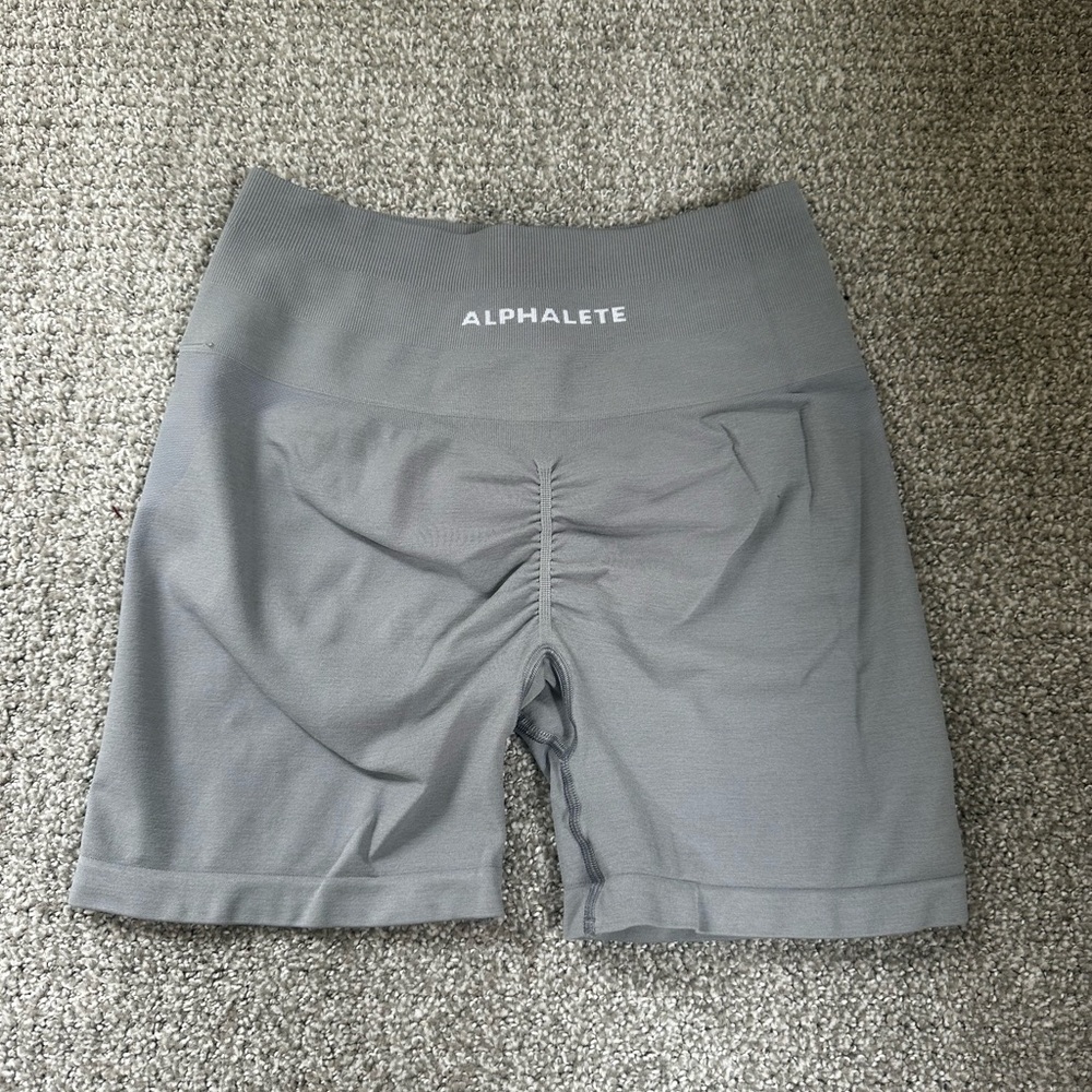 Alphalete Amplify Gray Biker Shorts